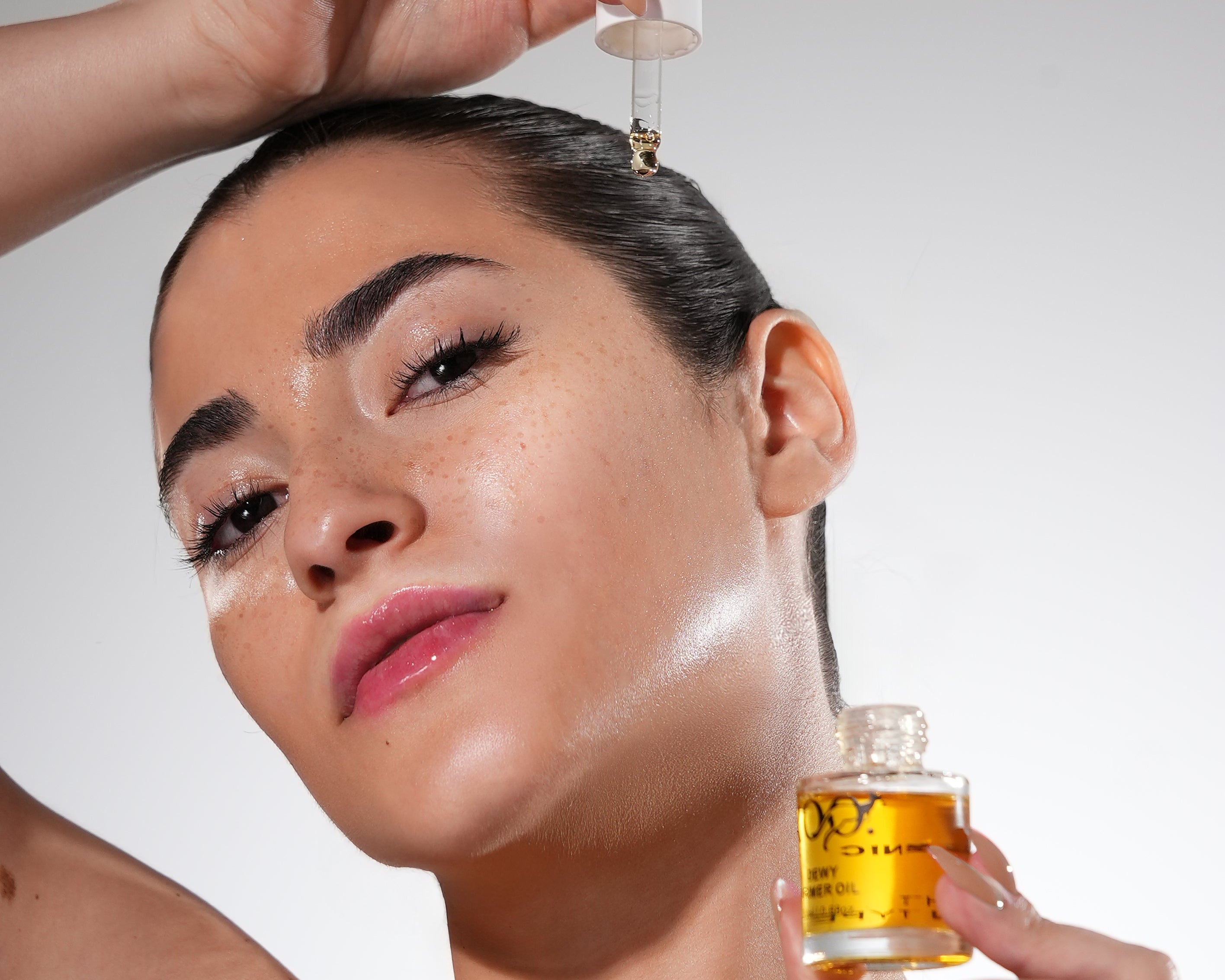 Dewy Primer Oil