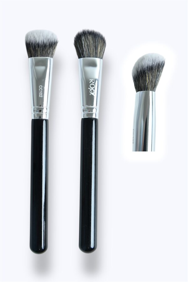 Concealer brush